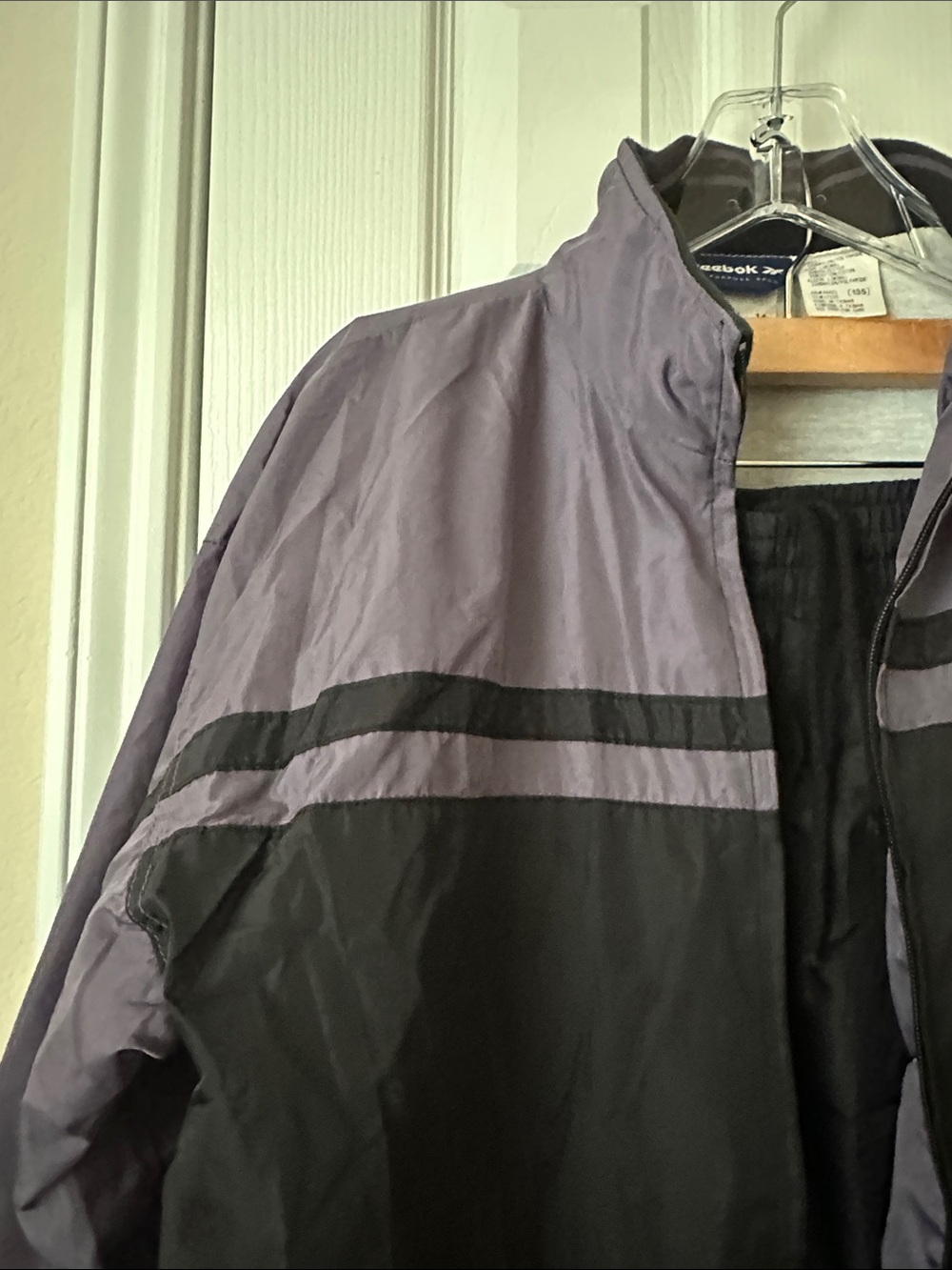 Reebok Black and Purple Two-Piece Windbreaker Tracksuit - Picture 4 of 11